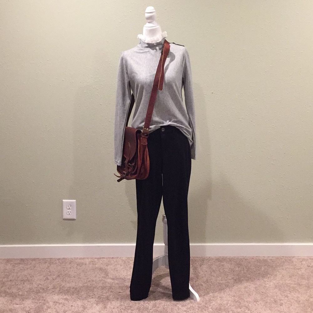 Lace high-collar ribbed blouse